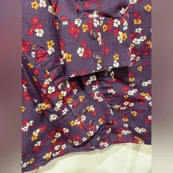 Back in the Saddle Purple Floral Snap Front Collared Shirt Pearl Buttons Size M - Picture 3 of 11